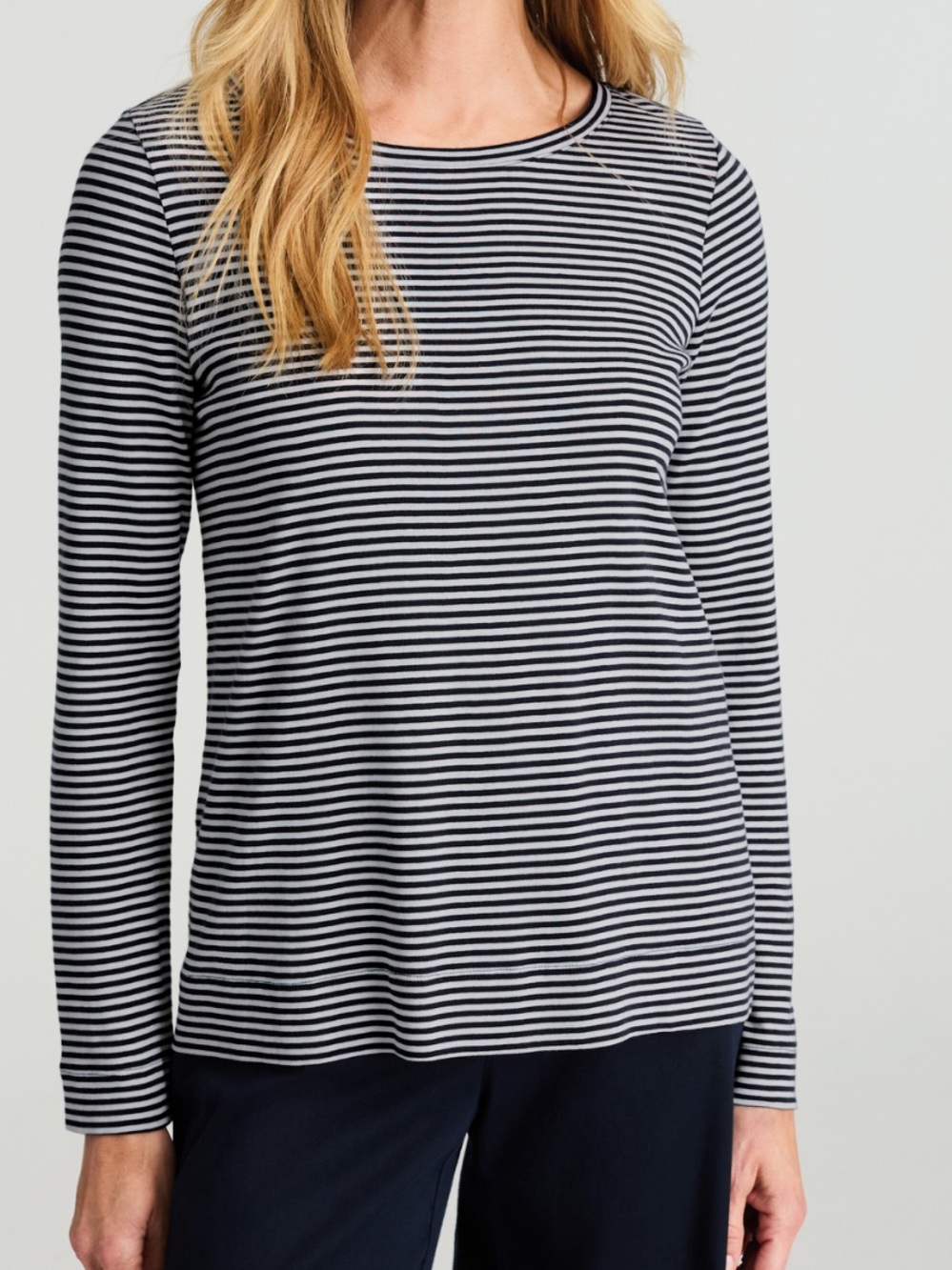 J.Jill 100% Pima cotton Long-Sleeve Crew-Neck high low Tee M